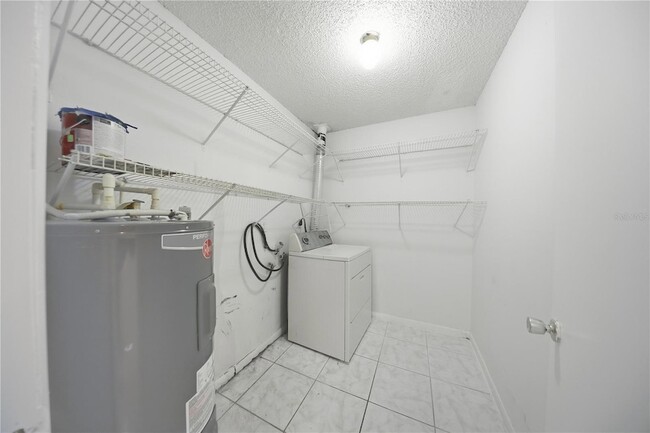 Building Photo - 1836 SW 109th Pl