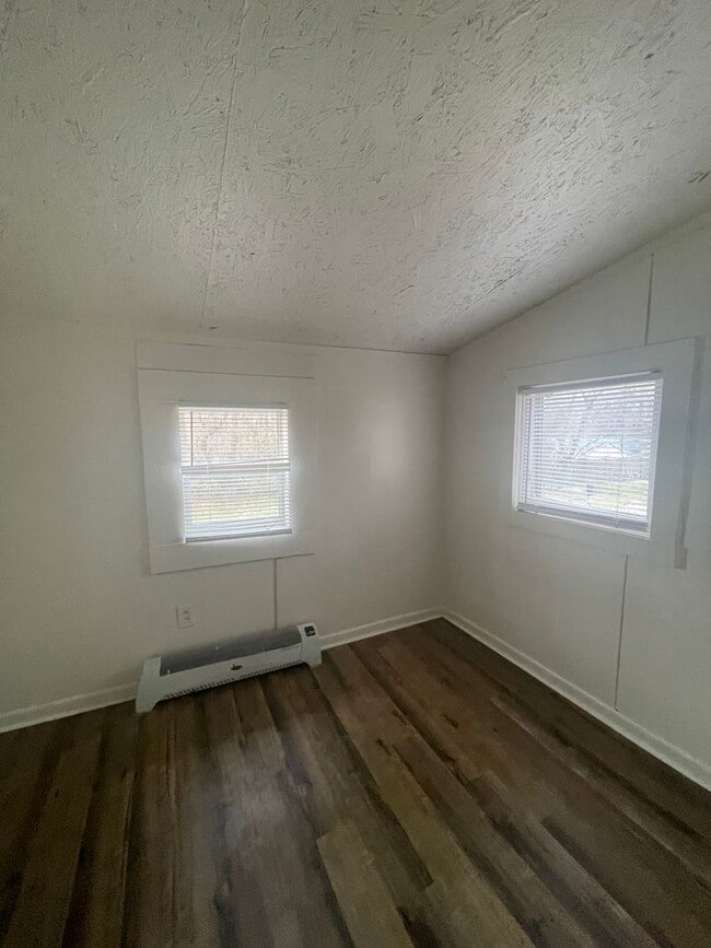 Building Photo - Charming ranch home in Columbia: 2 bedroom...