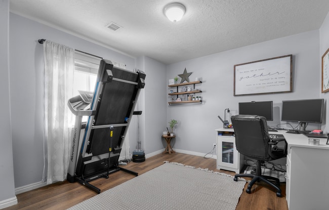Building Photo - Beautiful 5-Bedroom Home in Lehi