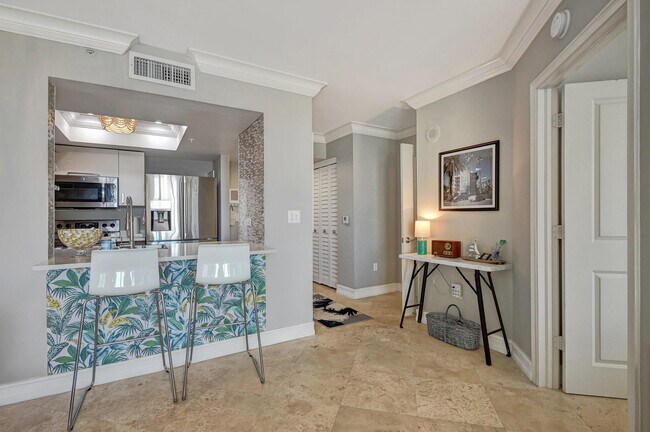 Building Photo - 99 SE Mizner Blvd