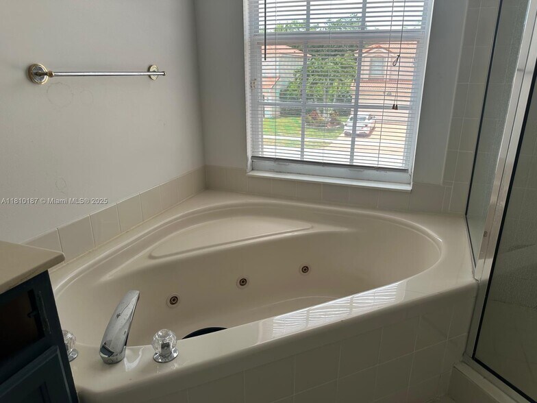 Building Photo - 3697 Miramontes Cir