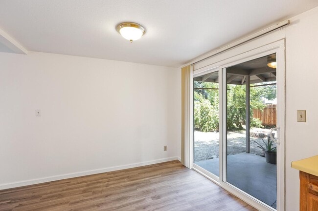 Building Photo - 1708-1710 Alameda Avenue