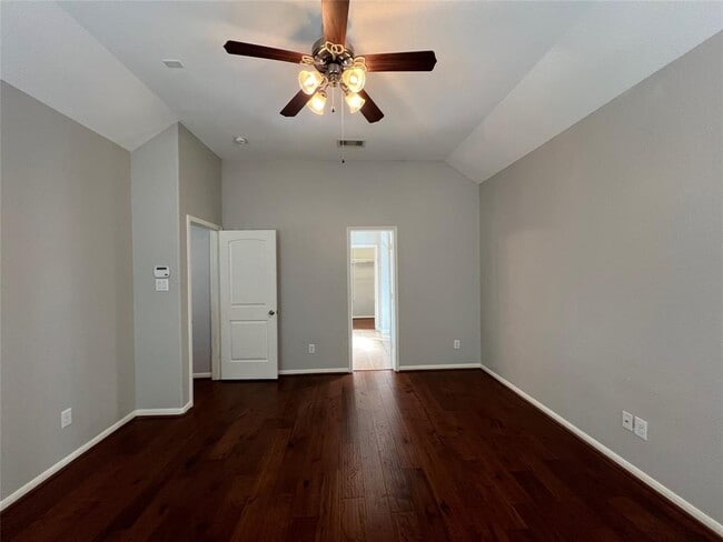 Building Photo - 146 Black Swan Pl