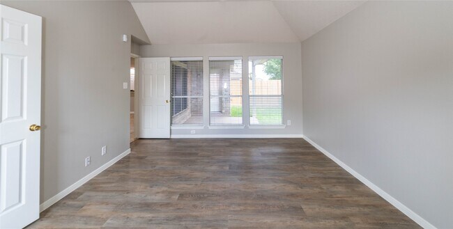 Building Photo - 3902 Tulip Glen Ct