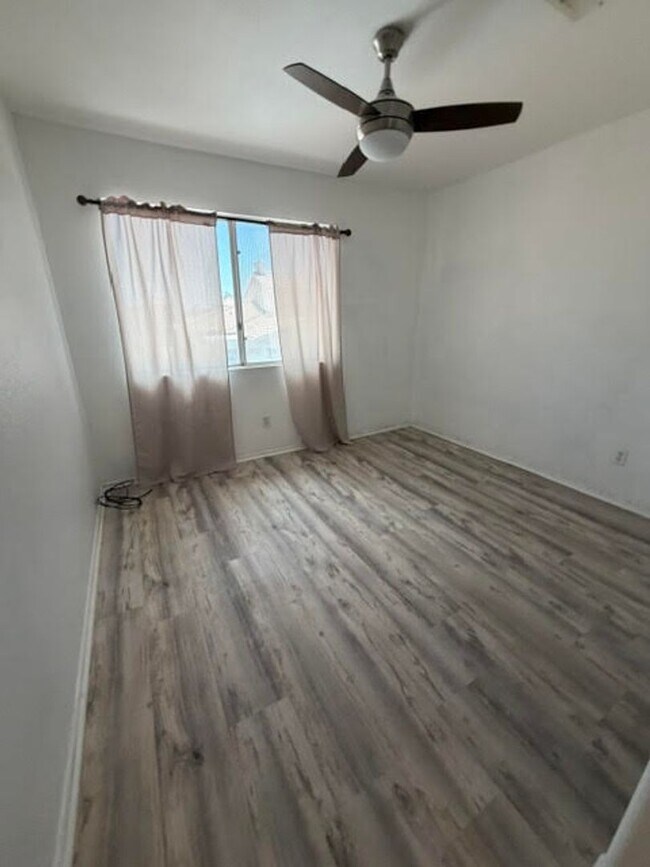 Building Photo - 2208 Rugged Mesa Dr