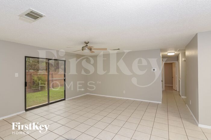 Building Photo - 2304 Paddle Creek