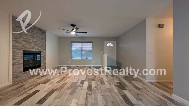 Building Photo - 10790 Sauk Rd