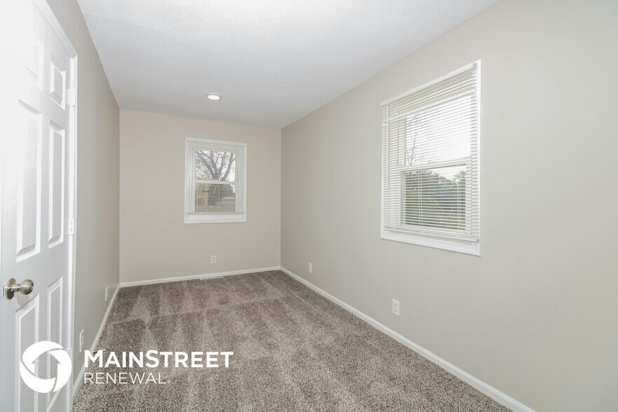 Building Photo - 3601 N Osage St