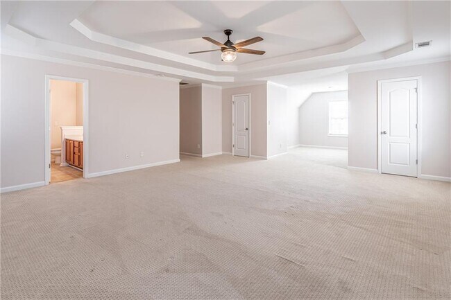Building Photo - 2849 Suttonwood Way NE