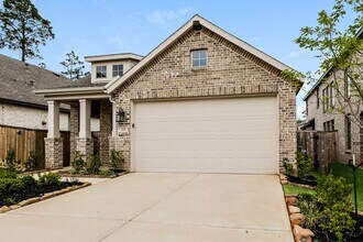 Building Photo - 235 Aster View Ct