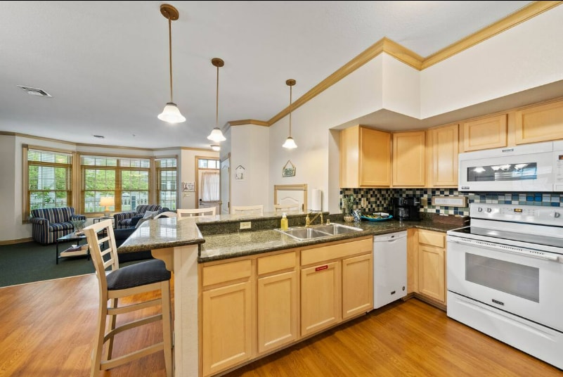 Building Photo - 418 Beachfront Dr