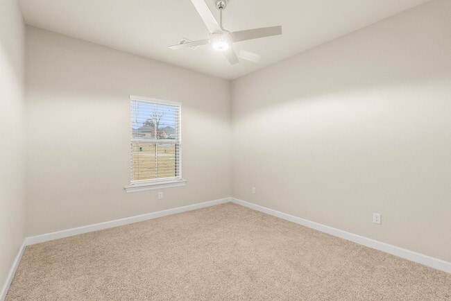 Building Photo - Stunning Sherwood Home in Quiet Cul-de-Sac | Modern Upgrades & Spacious Layout