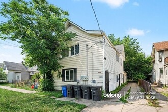 Building Photo - 3326 Walton Ave