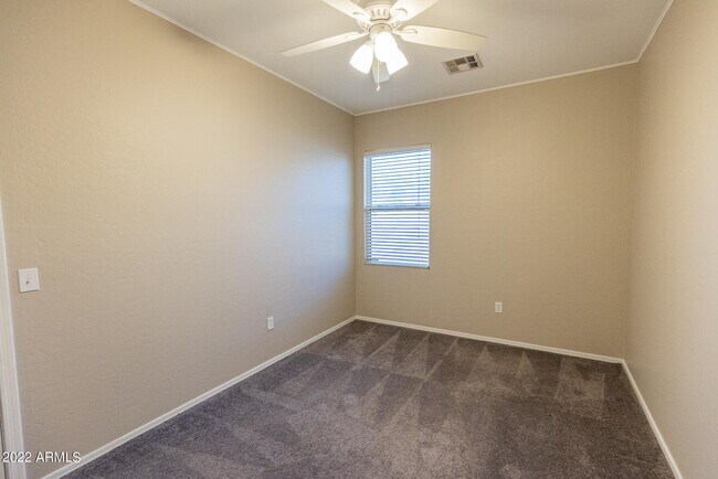 Building Photo - 7262 W Kaler Ave