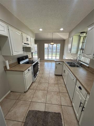 Building Photo - 1007 Almond Ct