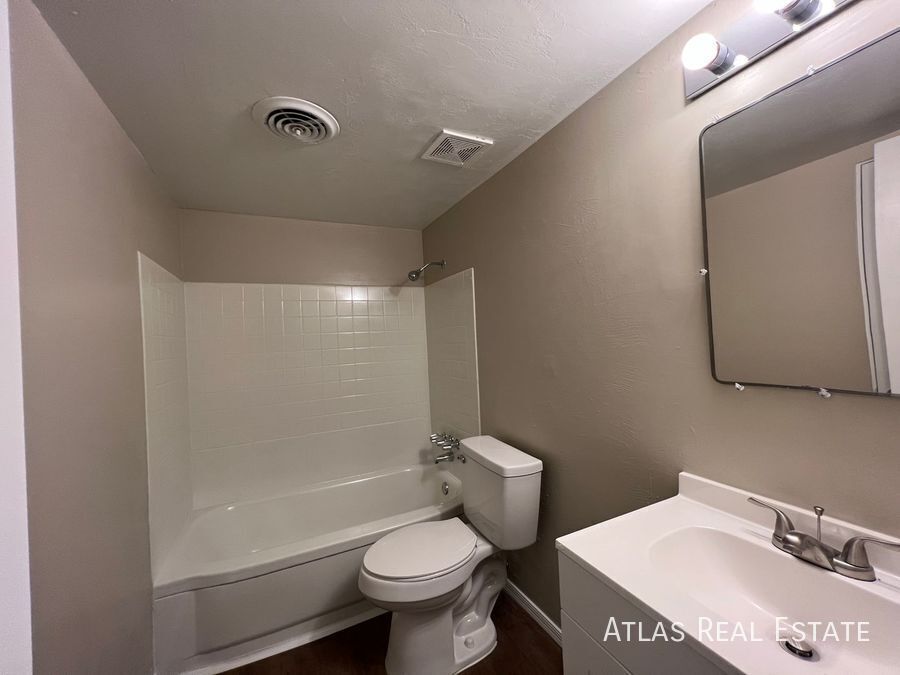 Building Photo - 6848 E Mary Dr