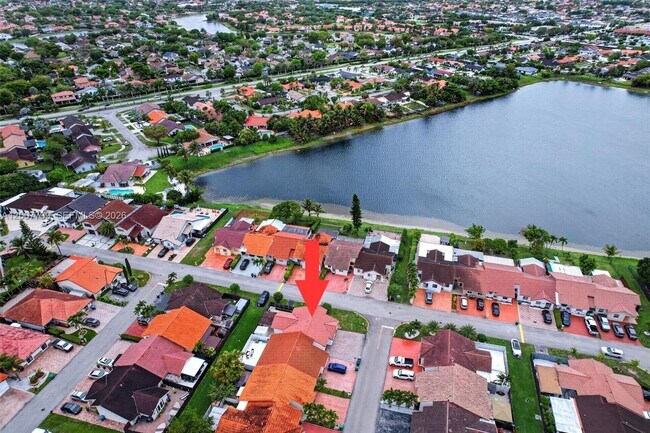 Building Photo - 4530 SW 143rd Pl