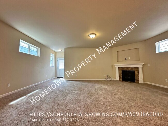 Building Photo - 4439 Fairweather St NE
