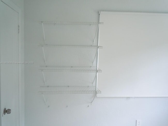 Building Photo - 2124 Taylor St