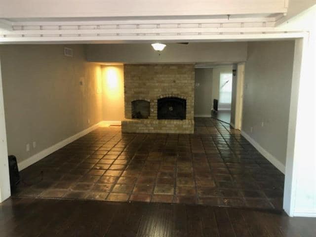 Building Photo - 3957 High Summit Dr