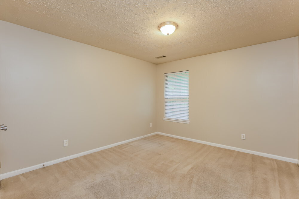Building Photo - 909 Shadow Lake Dr
