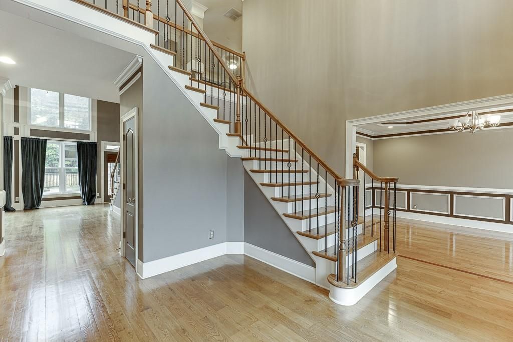 Building Photo - 940 Chateau Forest Rd