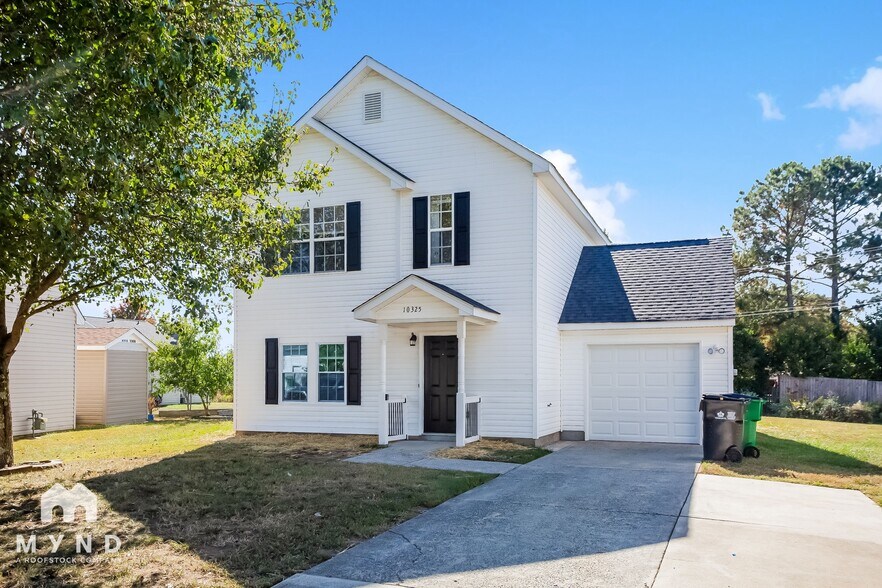 Building Photo - 10325 Cannarti Dr