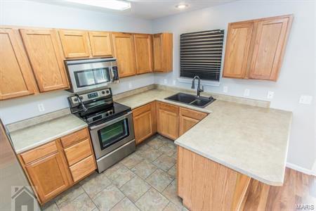 Kitchen - 24492 Tanglewood Rd