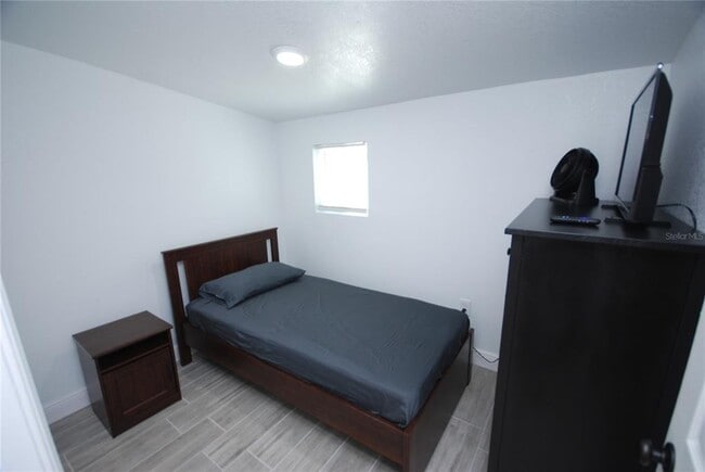 Building Photo - 6515 La Mesa Cir