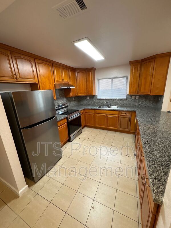 Building Photo - 3546 44th St