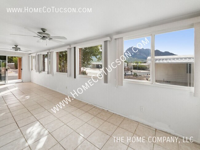 Building Photo - 10675 N Kilimanjaro Ave