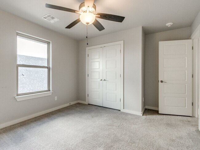 Building Photo - 14525 Rochefort Ln