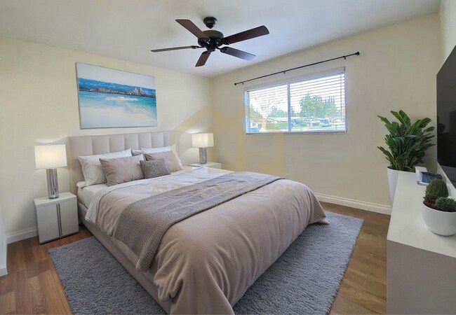 Building Photo - 3502 Hearst Dr