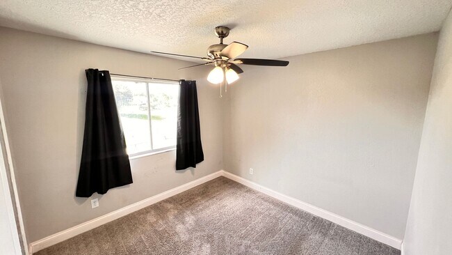Building Photo - Charming Orlando Retreat – 3BR, 2BA Single-Family Home! WASHER & DRYER INCLUDED!