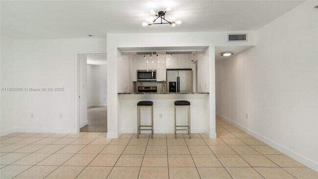 Building Photo - 850 N Miami Ave