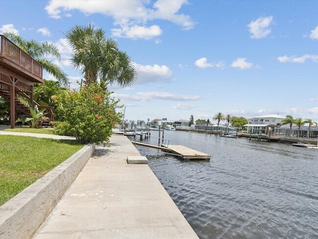Building Photo - 3272 Minnow Creek Dr