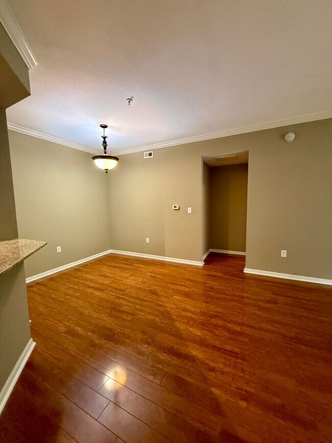 Building Photo - 8539 Gate Pkwy W
