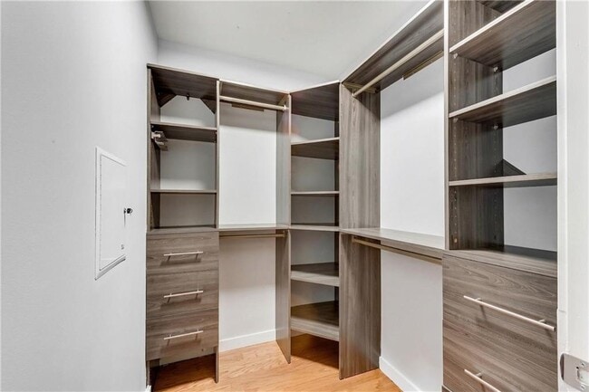 Building Photo - 860 Peachtree St NE