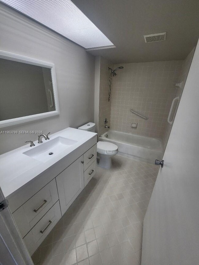 Building Photo - 12651 SW 16th Ct