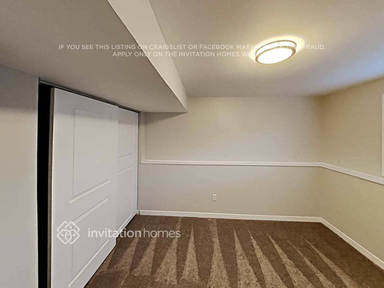 Building Photo - 2936 S Mobile Way