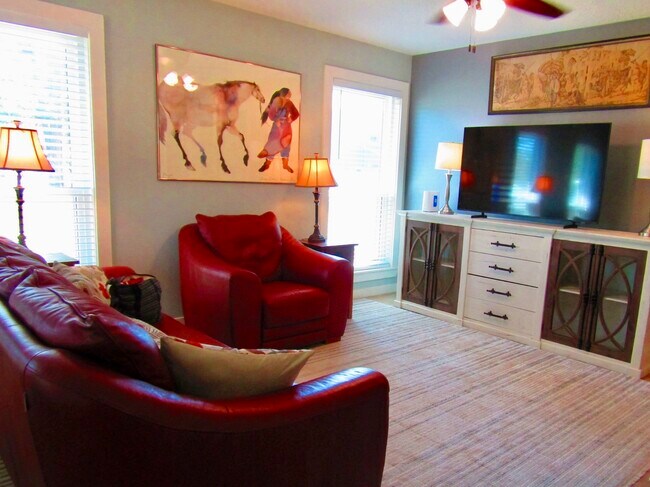 Building Photo - 31 Hunters Creek Dr