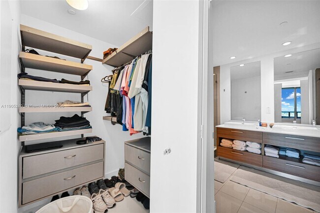 Building Photo - 1300 S Miami Ave