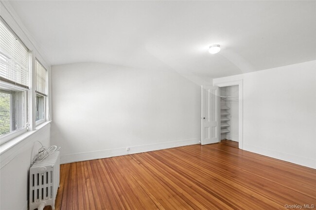 Building Photo - 208 Wheatley Rd