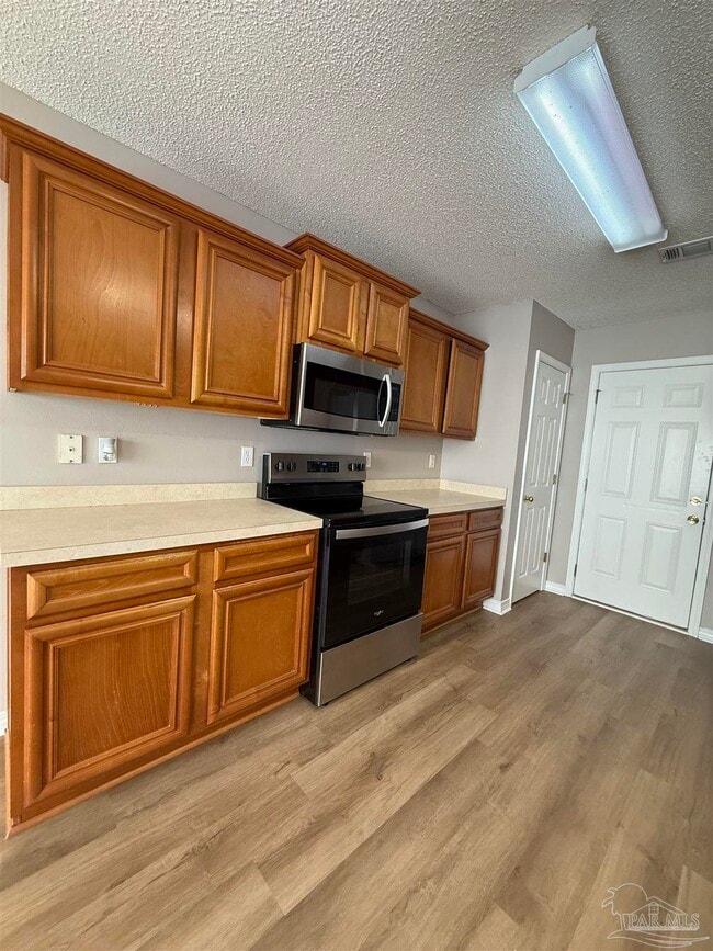 Building Photo - 8743 Faye Ct