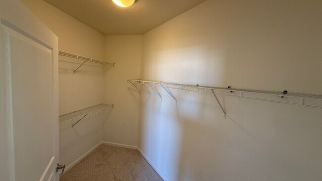 Building Photo - Epic REA – Top Floor Condo with Breathtaki...