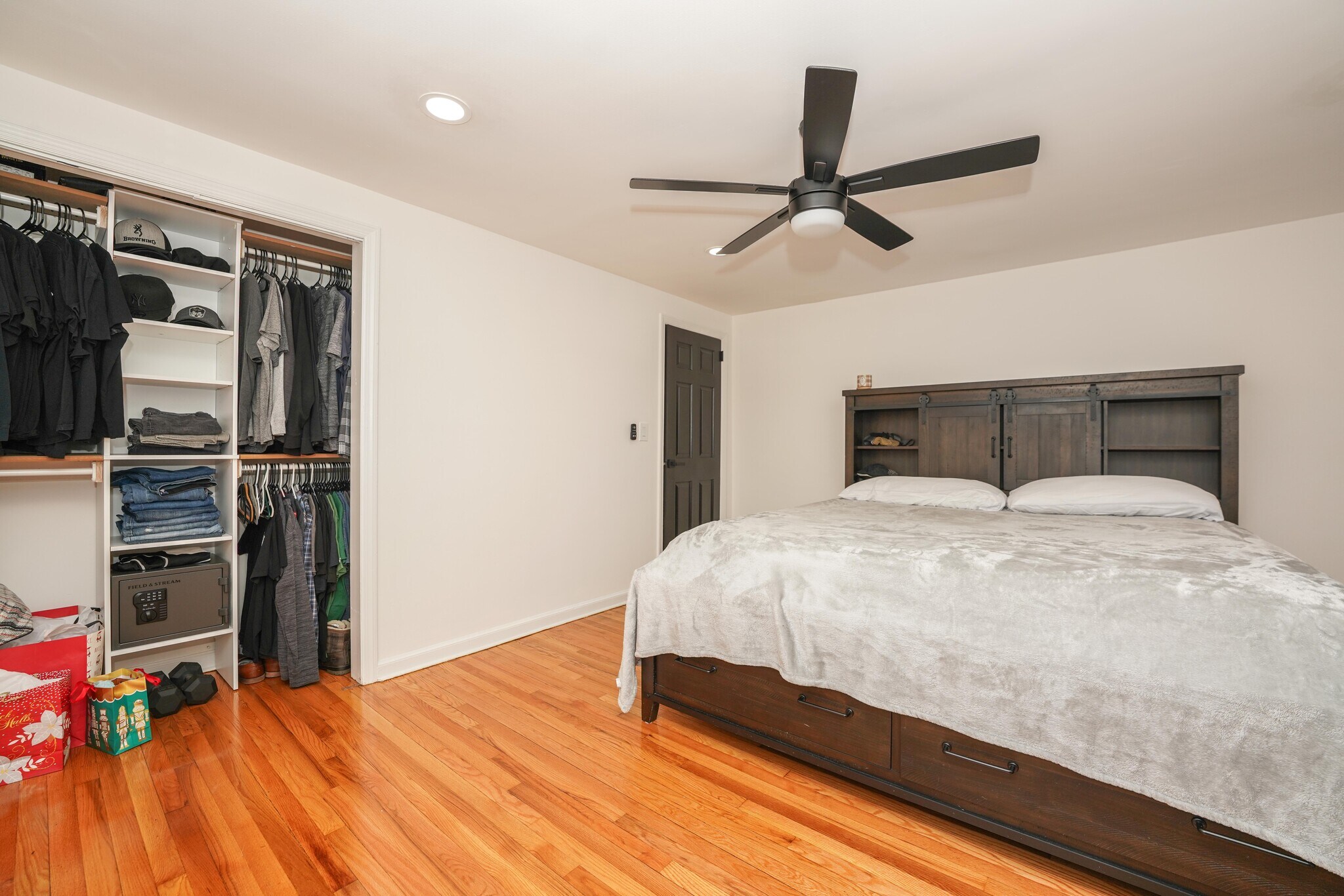 Building Photo - 332 MacArthur Ave