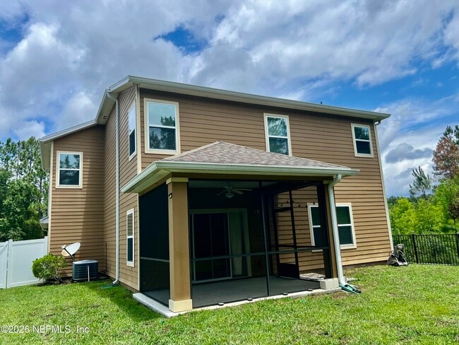 Building Photo - 16057 Bainebridge Dr
