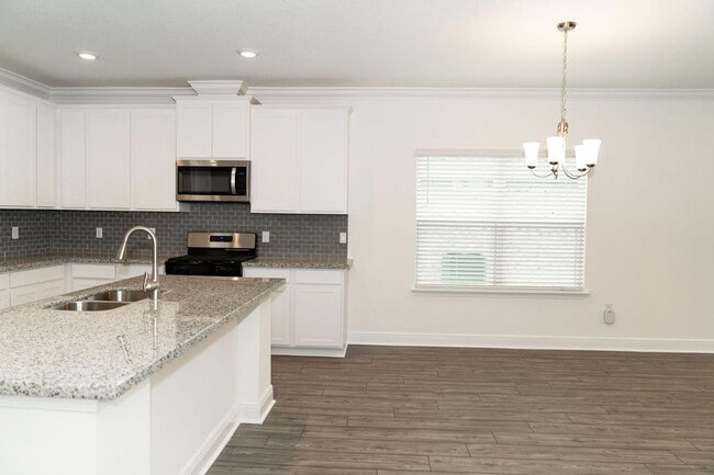Building Photo - 326 Polaris Pl