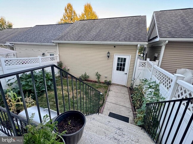 Building Photo - 12839 Grand Elm St