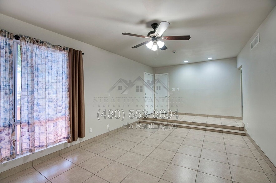 Building Photo - 1814 W Frier Dr